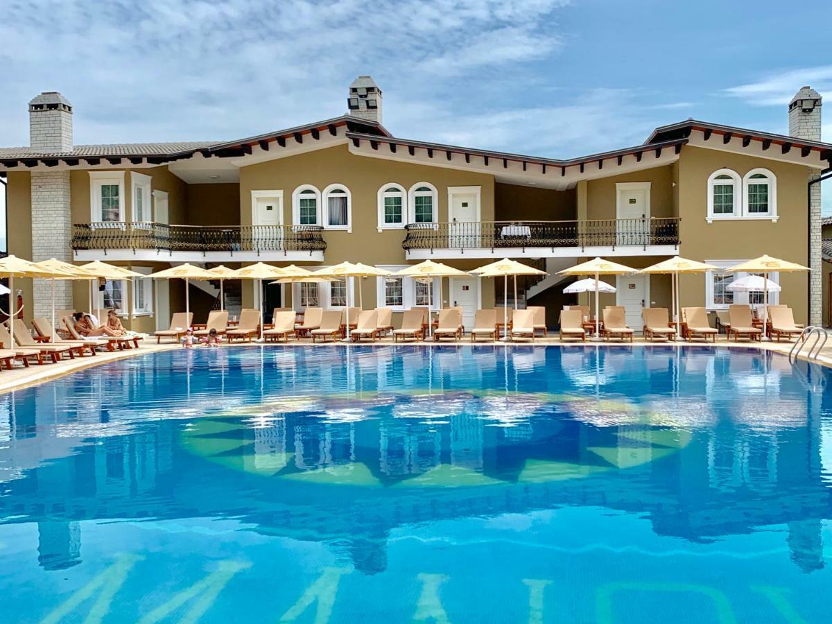 Palmanova Resort Tirana Extérieur photo